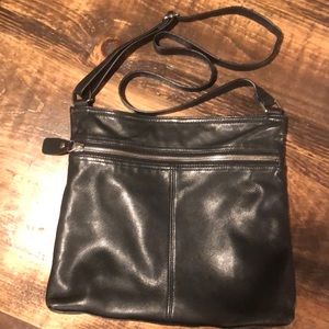 Margot leather purse